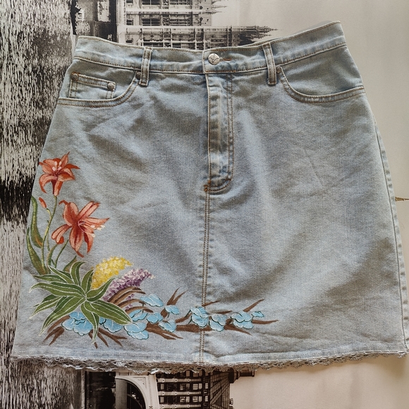 Flower silk scream women's long Denim Skirt us size 8 please with lace - Picture 1 of 6
